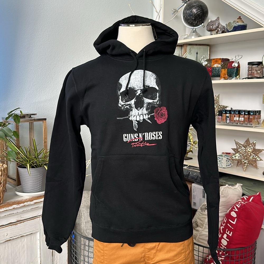 Primitive Guns-n-Roses Don’t Cry Hoodie NWT